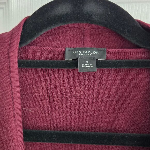 Ann Taylor Factory - Burgundy Woven Jacket Small - Picture 2 of 5